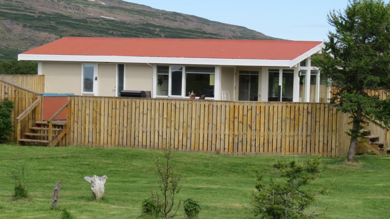 Hvammur 1 With Private Hot Tub Drangsnes Exterior foto