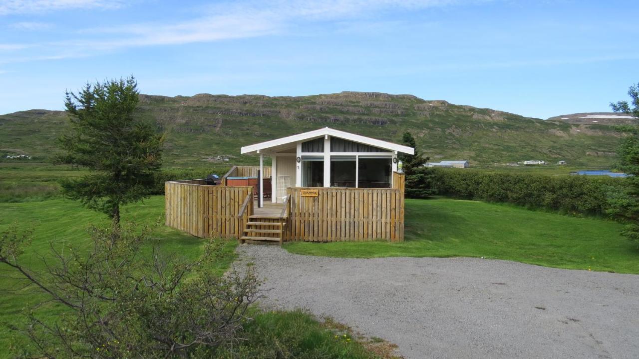 Hvammur 1 With Private Hot Tub Drangsnes Exterior foto