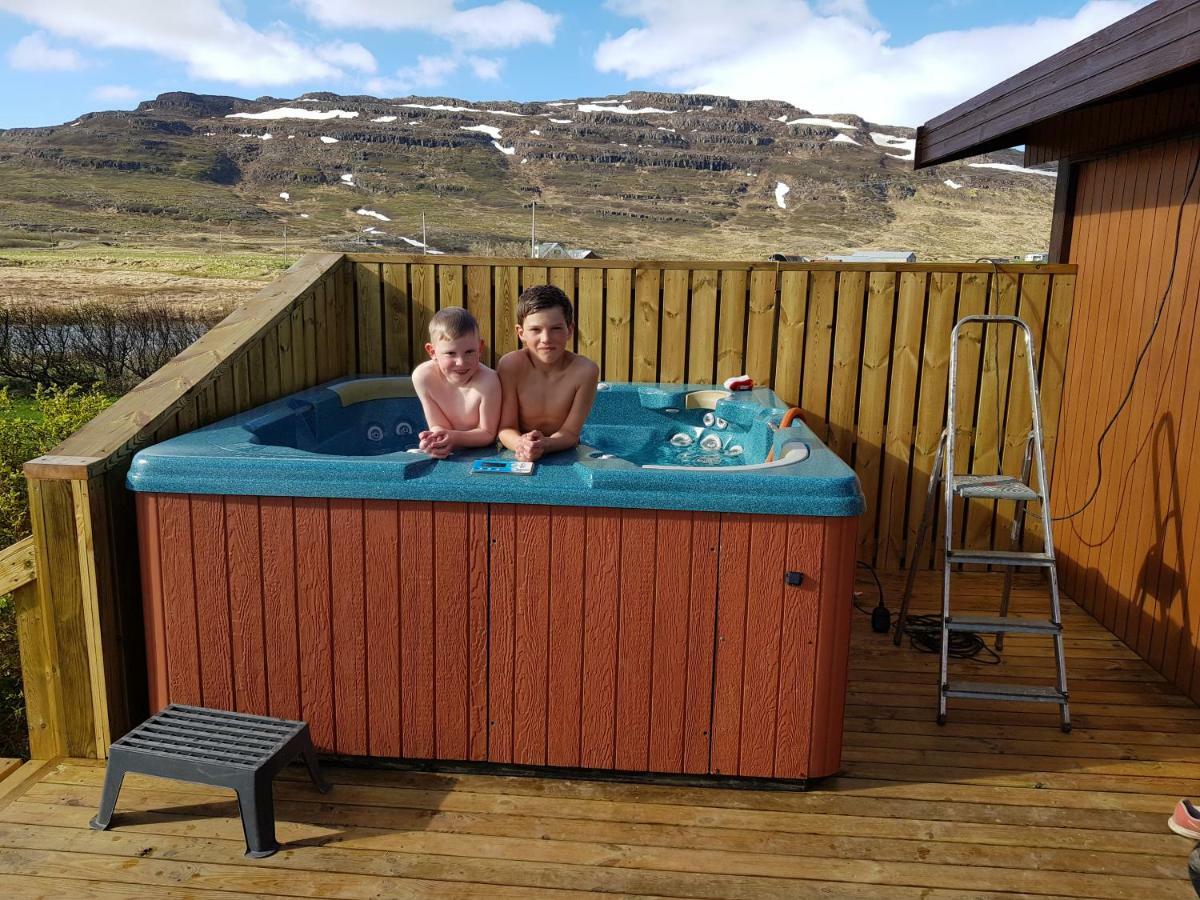 Hvammur 1 With Private Hot Tub Drangsnes Exterior foto